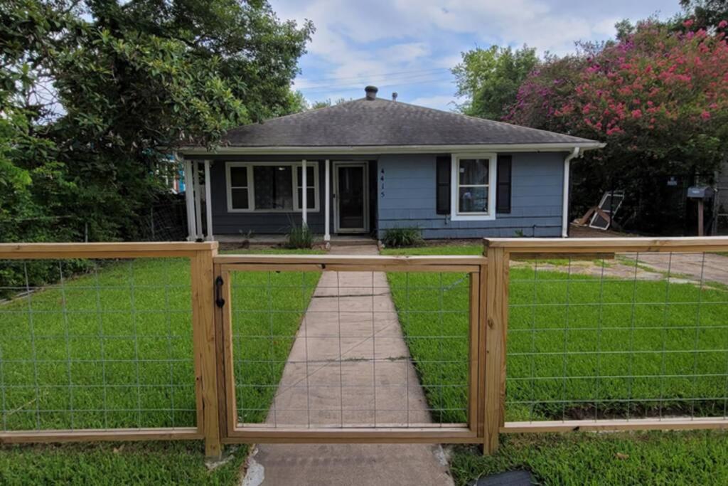 The Harby Street House - Close To U Of H, Stadiums, Downtown, Med Center Houston Dış mekan fotoğraf